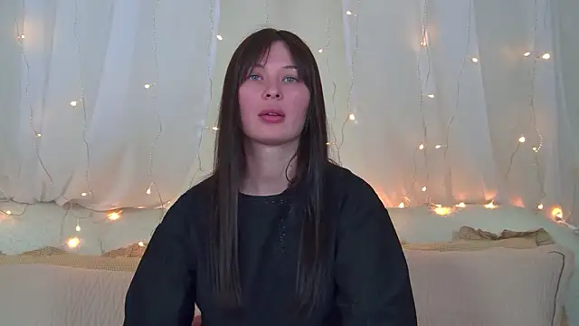 Snapshot of AlexandraBloom chatting on February 25, 2026, 6:17 pm AlexandraBloom online show from February 25, 2026, 6:17 pm