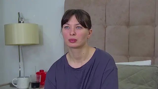 Snapshot of AlexandraBloom chatting on March 9, 2026, 6:23 pm AlexandraBloom online show from March 9, 2026, 6:23 pm