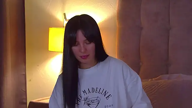 Snapshot of AlexandraBloom chatting on March 22, 2026, 6:22 pm AlexandraBloom online show from March 22, 2026, 6:22 pm