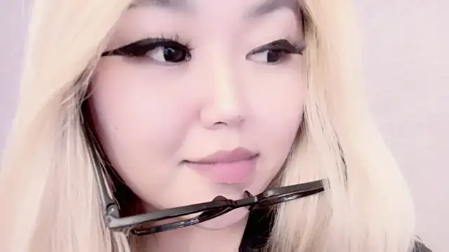 Snapshot of amelia_sunlight chatting on February 26, 2025, 3:32 am amelia sunlight online show from February 26, 2025, 3:32 am