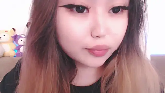 amelia sunlight online show from May 4, 2026, 5:53 pm