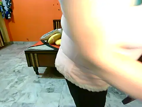 hardy kaur online show from December 25, 2024, 1:41 pm