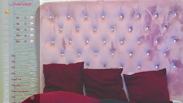 SophiaStarr online show from December 10, 2024, 5:28 am
