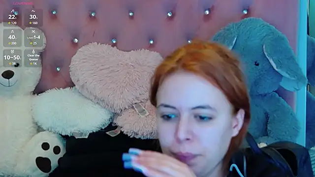 SophiaStarr online show from November 18, 2025, 8:24 pm