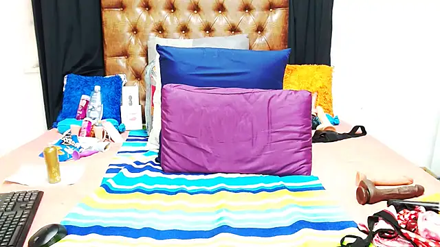 Snapshot of Hotxbums22 chatting on October 7, 2025, 3:09 pm Hotxbums22 online show from October 7, 2025, 3:09 pm