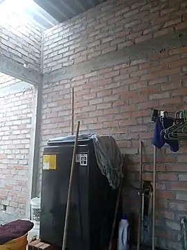 Megan jennerr online show from September 26, 2025, 7:29 pm