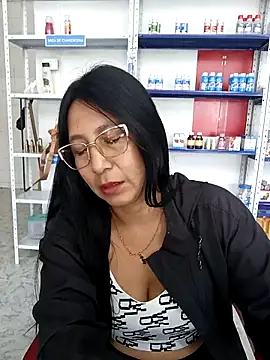 Megan jennerr online show from September 29, 2025, 2:33 pm