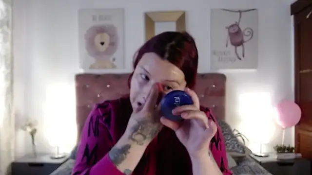 Snapshot of CelessteRedds chatting on March 10, 2026, 2:00 pm CelessteRedds online show from March 10, 2026, 2:00 pm