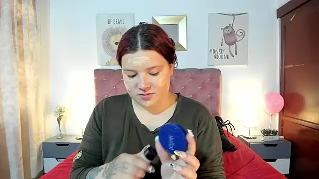 Snapshot of CelessteRedds chatting on March 24, 2026, 12:10 pm CelessteRedds online show from March 24, 2026, 12:10 pm