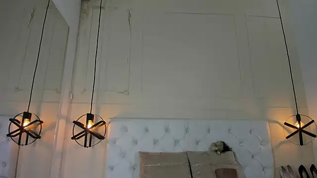 Slut Milf  online show from January 13, 2025, 7:31 pm