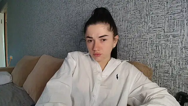 Liana diva online show from April 30, 2026, 11:05 am