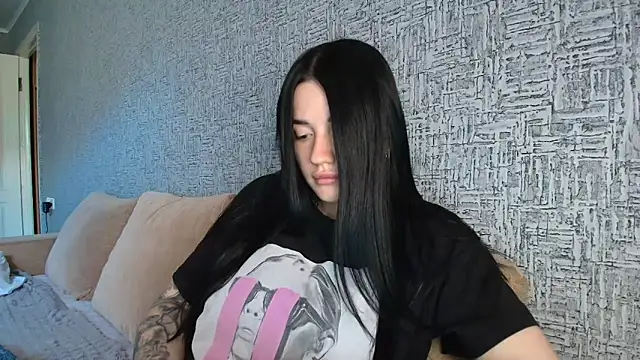 Liana diva online show from May 6, 2026, 10:53 am