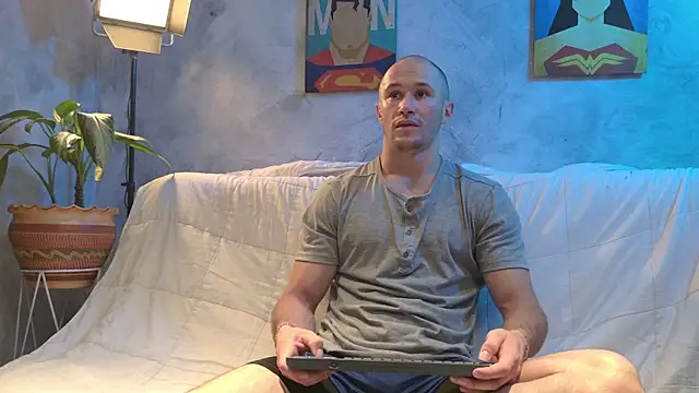 AxelFairchaild online show from January 16, 2026, 1:26 pm