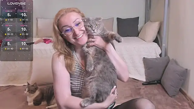 MadissonKiss online show from May 7, 2026, 1:55 am