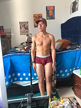 Snapshot of roguer_darkk chatting on March 11, 2025, 8:20 pm roguer darkk online show from March 11, 2025, 8:20 pm