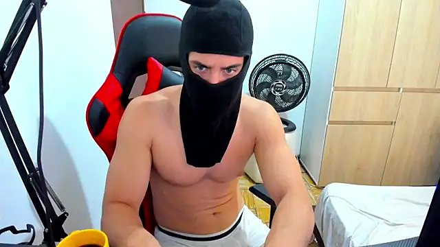 Calihotcaliente277 online show from December 2, 2024, 2:52 pm
