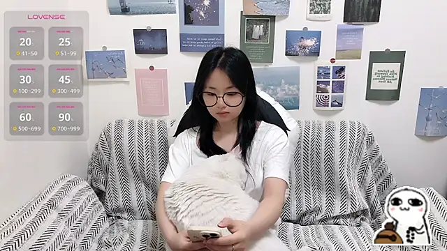 Snapshot of LiLiYbaby chatting on June 4, 2026, 6:41 am LiLiYbaby online show from June 4, 2026, 6:41 am