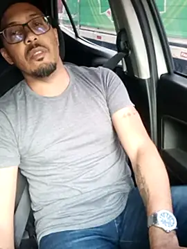 Snapshot of johnwalkerRjts chatting on October 14, 2025, 11:33 am johnwalkerRjts online show from October 14, 2025, 11:33 am