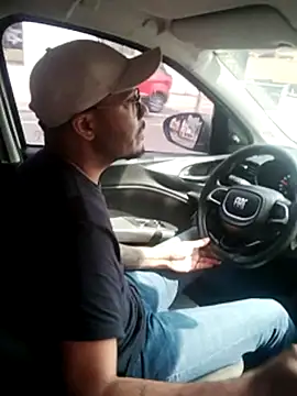 Snapshot of johnwalkerRjts chatting on October 17, 2025, 12:19 pm johnwalkerRjts online show from October 17, 2025, 12:19 pm