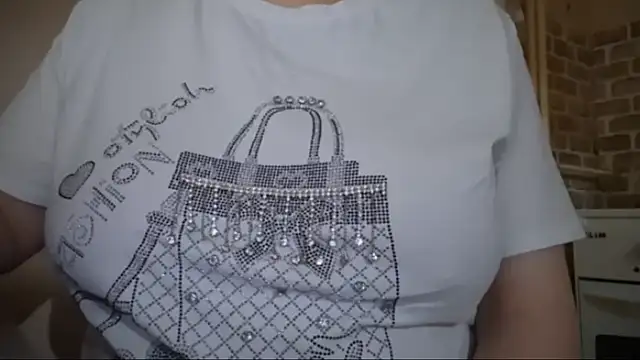 AalinnaK online show from January 13, 2026, 1:05 pm