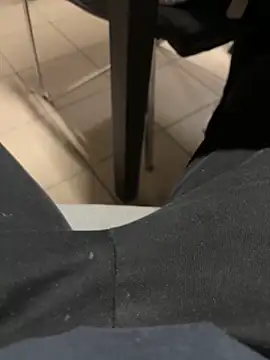 daubine46 online show from March 27, 2026, 5:57 am