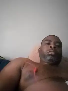 Snapshot of SLOWSTRO chatting on December 13, 2024, 2:49 pm SLOWSTRO online show from December 13, 2024, 2:49 pm