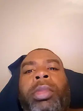 Snapshot of SLOWSTRO chatting on December 14, 2024, 7:25 pm SLOWSTRO online show from December 14, 2024, 7:25 pm