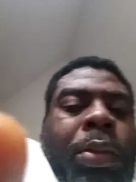 Snapshot of SLOWSTRO chatting on February 16, 2025, 2:32 pm SLOWSTRO online show from February 16, 2025, 2:32 pm