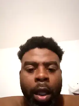 Snapshot of SLOWSTRO chatting on September 10, 2025, 7:52 am SLOWSTRO online show from September 10, 2025, 7:52 am