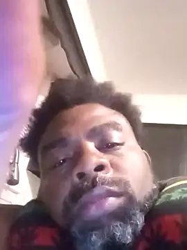 Snapshot of SLOWSTRO chatting on October 11, 2025, 11:47 pm SLOWSTRO online show from October 11, 2025, 11:47 pm