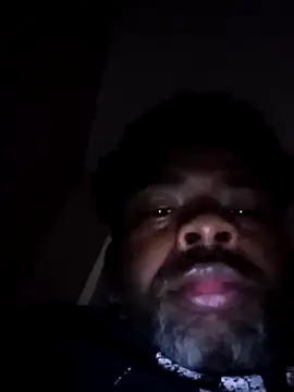 Snapshot of SLOWSTRO chatting on October 25, 2025, 3:14 am SLOWSTRO online show from October 25, 2025, 3:14 am