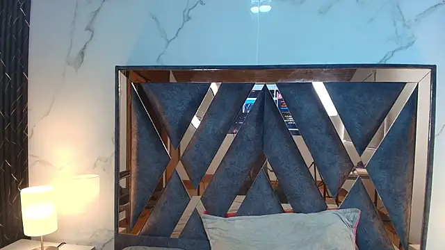 AuroraDiaz online show from June 1, 2026, 11:56 am