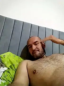 jota123345 online show from April 15, 2026, 8:20 pm