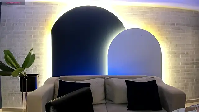 AlanaCraft online show from December 29, 2024, 3:22 am