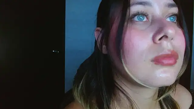 Snapshot of pamela_fox03 chatting on October 20, 2025, 10:21 pm pamela fox03 online show from October 20, 2025, 10:21 pm