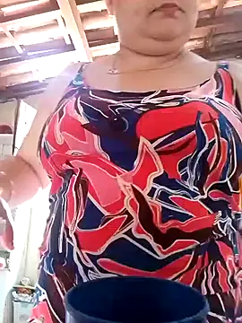 Kiara Anjo22 online show from January 28, 2025, 2:21 pm