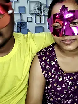 Snapshot of Hot_Bhabi08 chatting on May 5, 2026, 6:43 am Hot Bhabi08 online show from May 5, 2026, 6:43 am