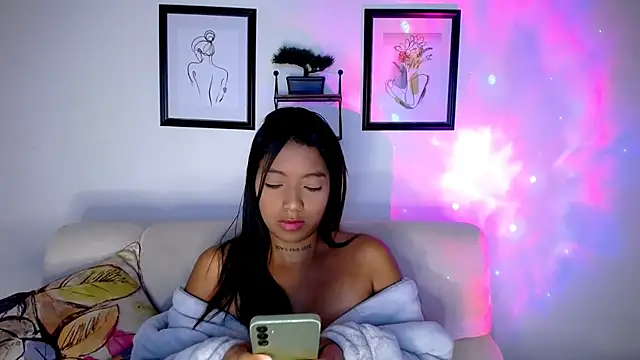 Amber diamond online show from February 25, 2025, 7:31 am