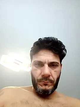 Cem-aus-Nrw-Krefeld online show from November 3, 2025, 7:42 am