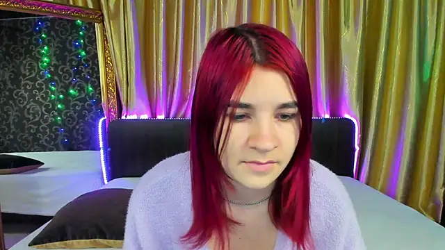 Snapshot of _Polly_Love_ chatting on December 4, 2024, 7:06 am  Polly Love  online show from December 4, 2024, 7:06 am