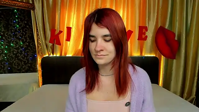 Snapshot of _Polly_Love_ chatting on February 19, 2025, 11:17 am  Polly Love  online show from February 19, 2025, 11:17 am