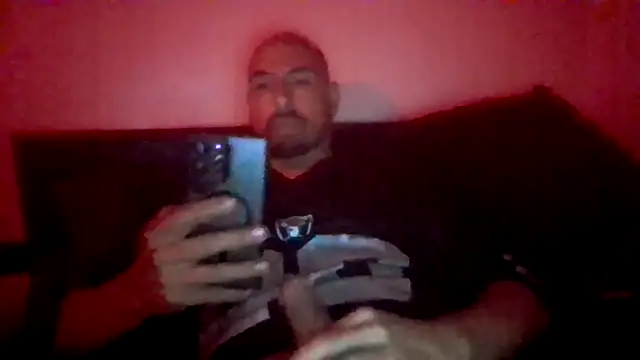 Snapshot of nakedtony81 chatting on July 20, 2026, 3:36 pm nakedtony81 online show from July 20, 2026, 3:36 pm