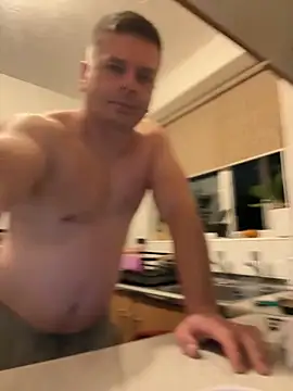 Snapshot of Dan_NFS chatting on November 10, 2025, 6:12 am Dan NFS online show from November 10, 2025, 6:12 am