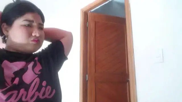 Gabycutee online show from February 5, 2026, 8:13 pm