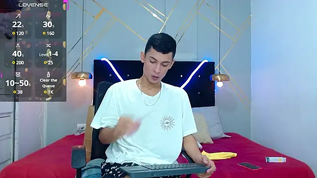 Oliver king sex online show from December 20, 2024, 4:57 pm