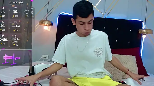 Oliver king sex online show from December 30, 2024, 2:40 pm