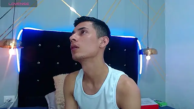 Oliver king sex online show from January 20, 2025, 11:10 pm