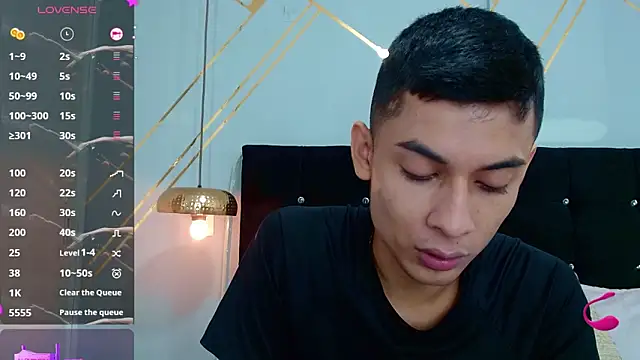 Oliver king sex online show from March 18, 2025, 5:42 pm
