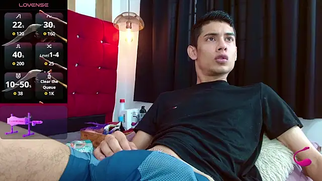 Oliver king sex online show from October 22, 2025, 3:23 pm