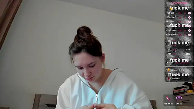 Holly Molii online show from February 18, 2025, 8:16 am